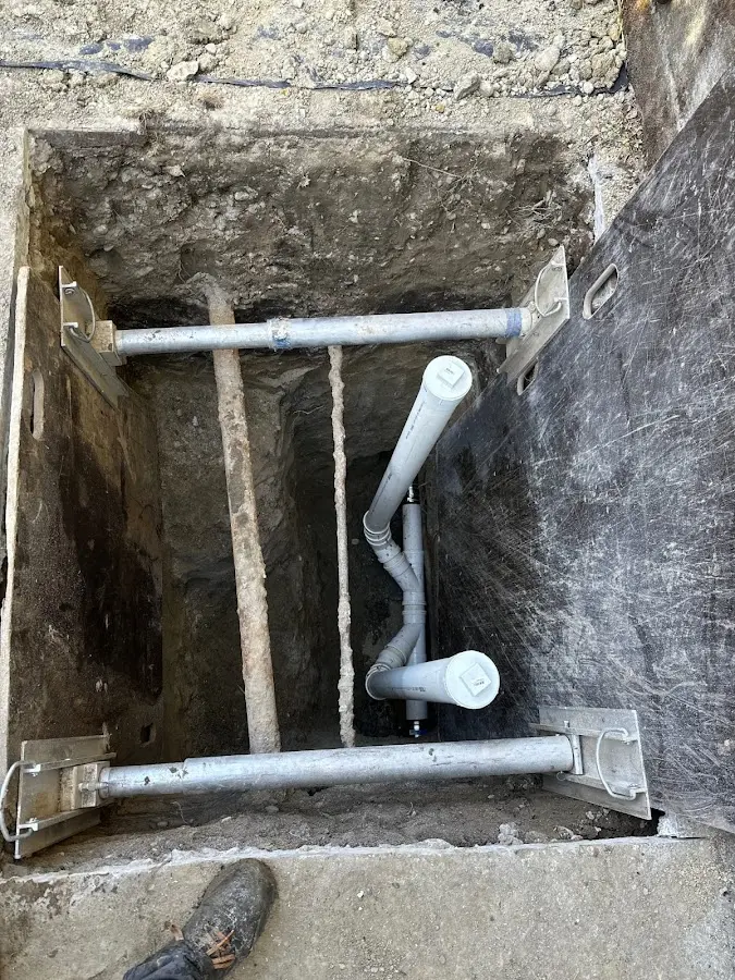 Experienced plumber completing Gas Line Repair work in Oxon Hill